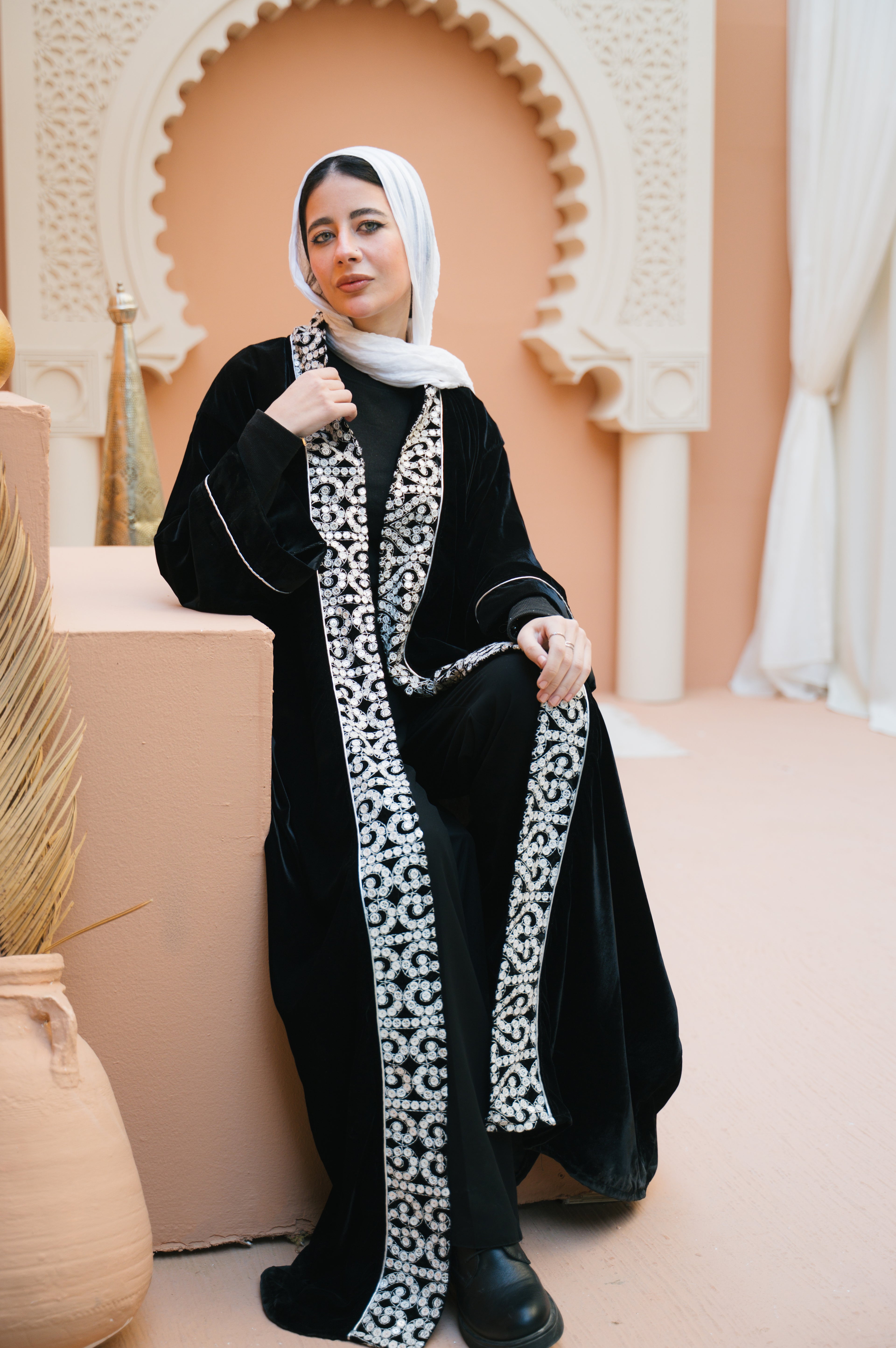 VELVET BLACK ABAYA