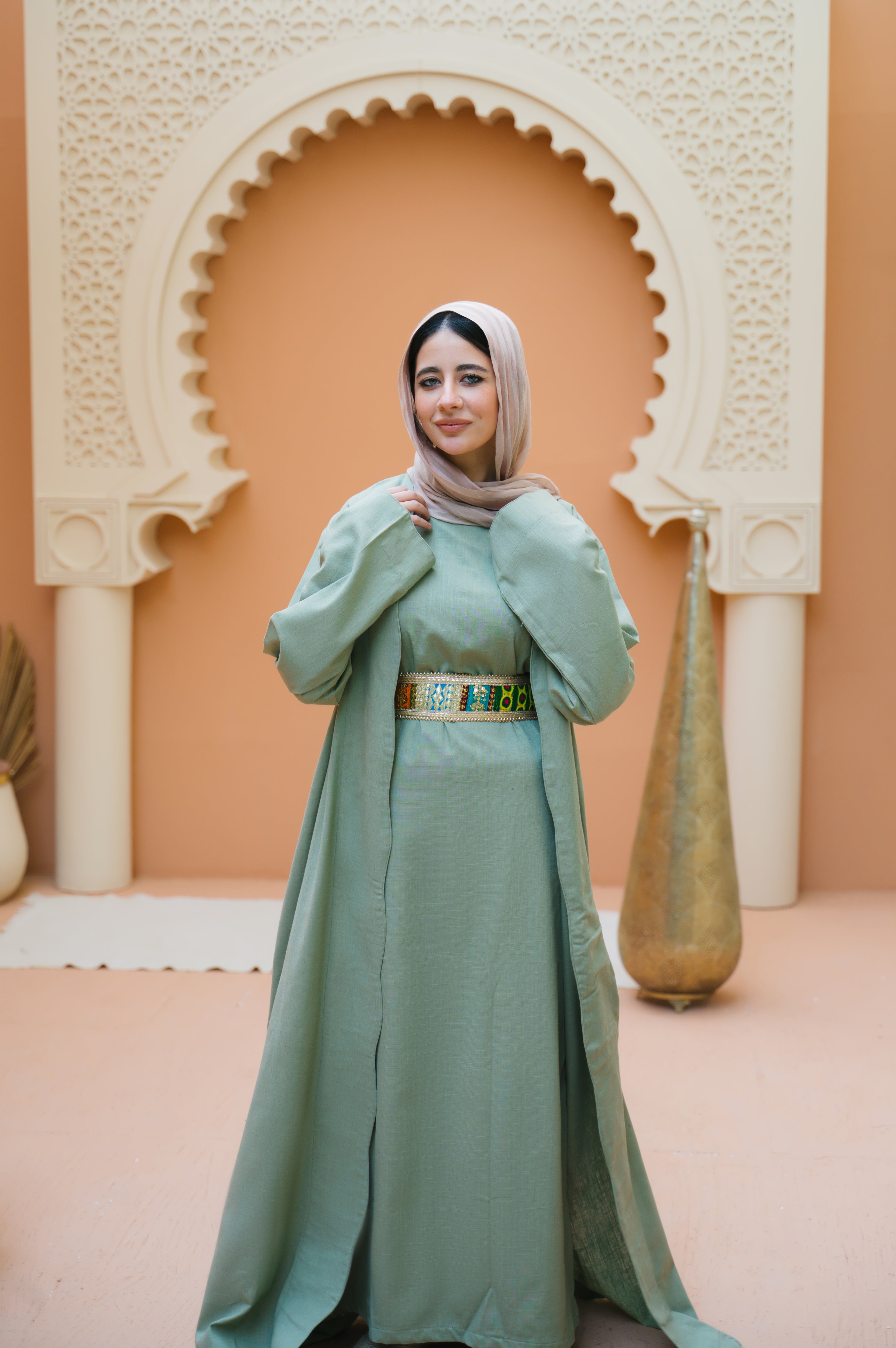 LINEN OLIVE KAFTAN WITH LINED BASIC